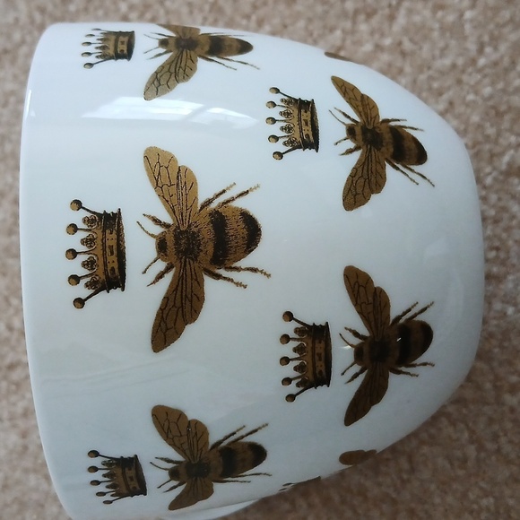 Queen Bee Large Mug Bone China, Harvest Green Studio England. - Picture 4 of 5